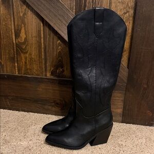 Madden NYC Black Western Leather Boots size 6